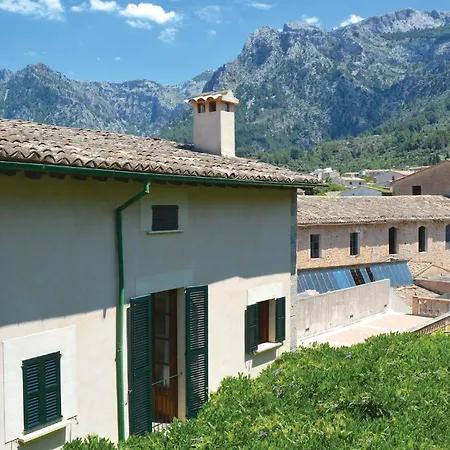 Holiday home Awesome In With Outdoor Swimming Pool *